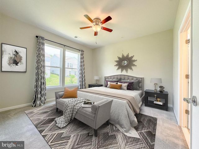 14 PENSACOLA ST, Fredericksburg, VA 22406