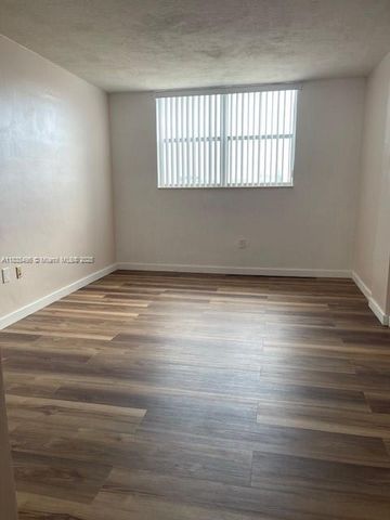 1475 NE 125th Ter 614K, North Miami, FL 33161