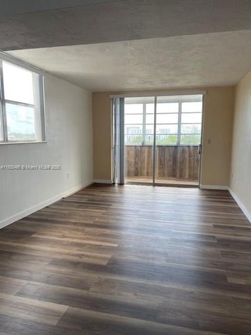 1475 NE 125th Ter 614K, North Miami, FL 33161