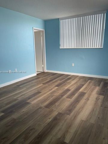 1475 NE 125th Ter 614K, North Miami, FL 33161