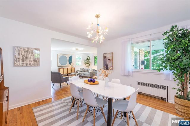 110 Woodlawn Avenue, Clifton, NJ 07013
