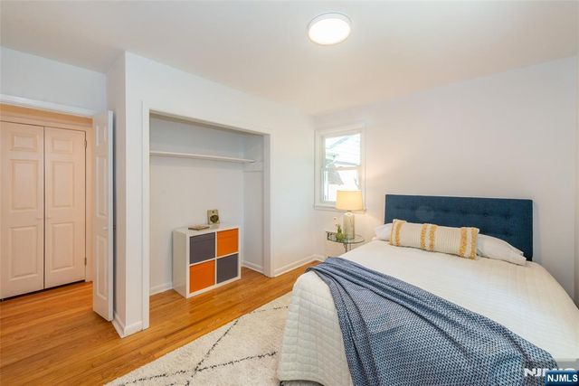 110 Woodlawn Avenue, Clifton, NJ 07013