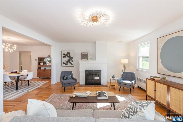 110 Woodlawn Avenue, Clifton, NJ 07013