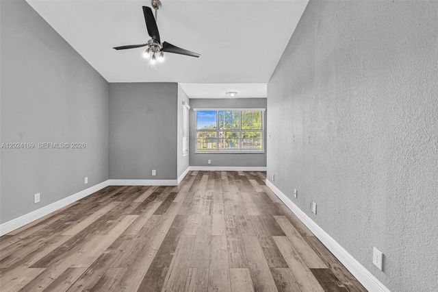 3300 N Pinewalk Dr N 1925, Margate, FL 33063