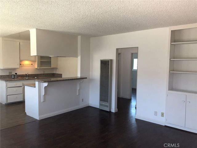 2302 Larch 6, Alhambra, CA 91801