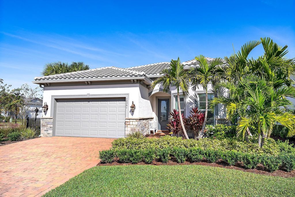 10361 Northbrook Circle, Palm Beach Gardens, FL 33412