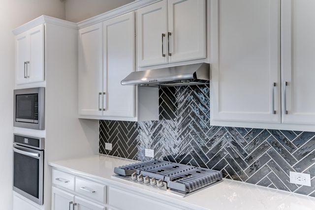 6570 Scarlet Pond Lane, Fulshear, TX 77441