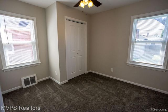 20813 Universal Avenue, Eastpointe, MI 48021