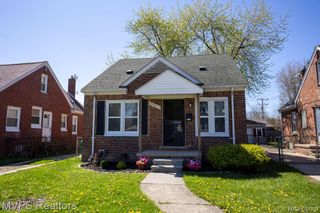 20813 Universal Avenue, Eastpointe, MI 48021