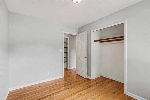 9939 Harrison Street, Kansas City, MO 64131