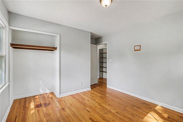 9939 Harrison Street, Kansas City, MO 64131