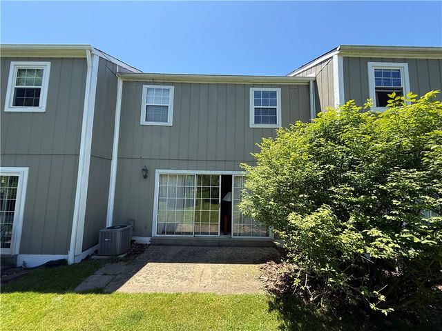 314 Canterbury Ct, Oakmont, PA 15139