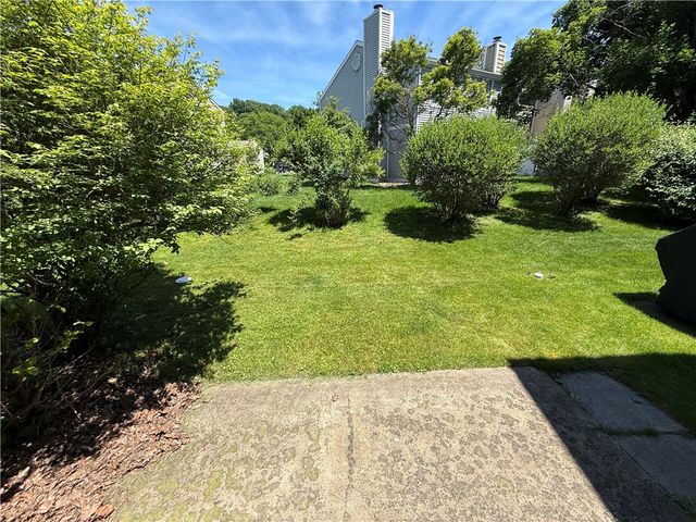 314 Canterbury Ct, Oakmont, PA 15139