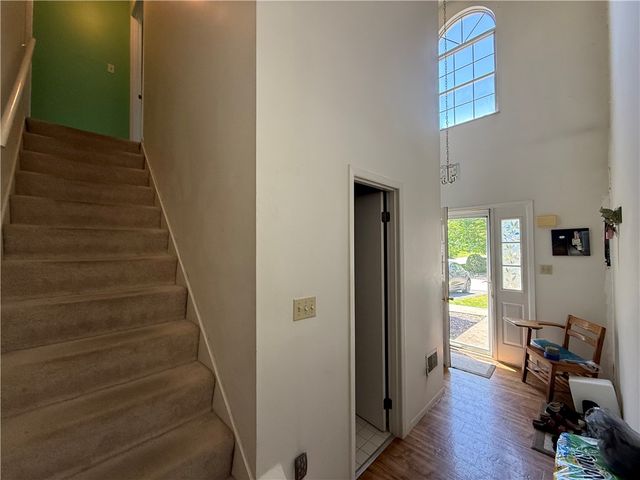 314 Canterbury Ct, Oakmont, PA 15139