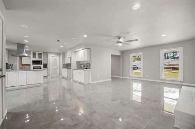 1123 Doral Lane, Houston, TX 77073