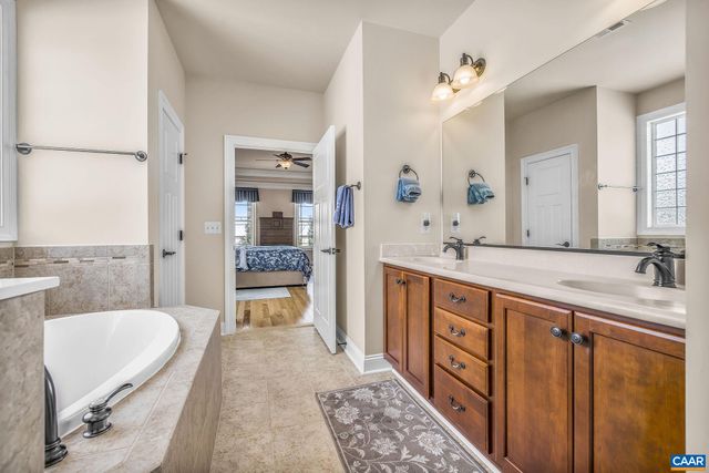 2449 PENDOWER LN, Keswick, VA 22947