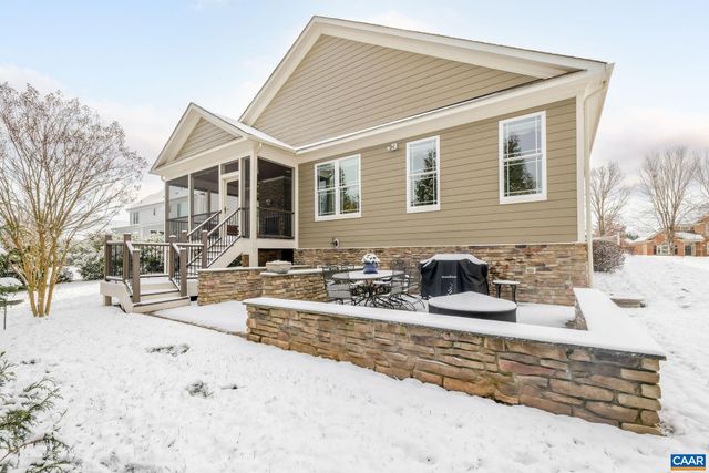 2449 PENDOWER LN, Keswick, VA 22947