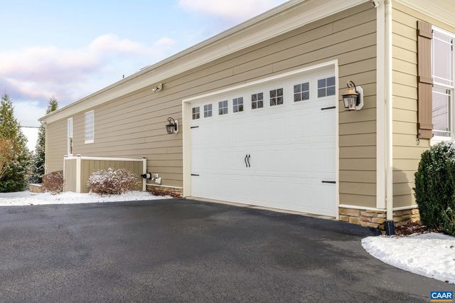 2449 PENDOWER LN, Keswick, VA 22947