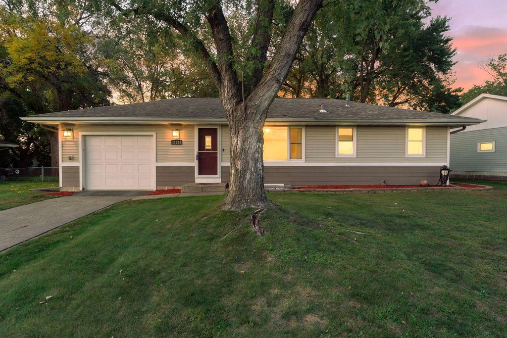11833 Ilex Street NW, Coon Rapids, MN 55448 — exterior