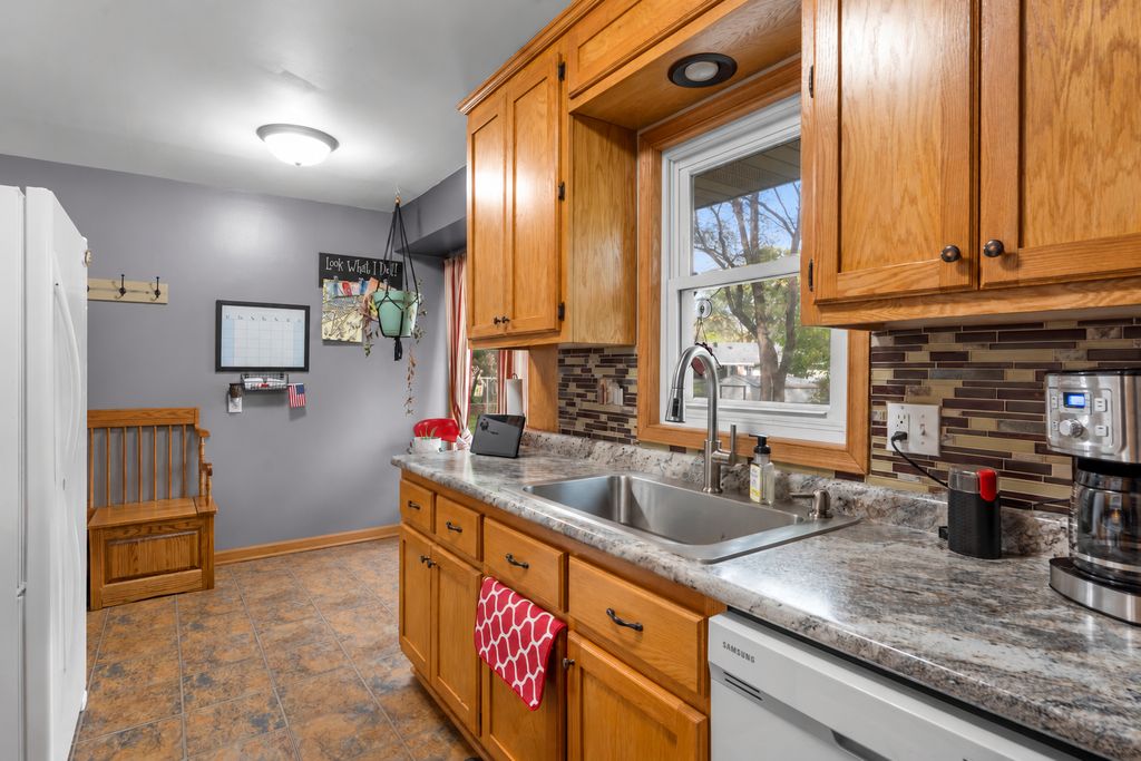 11833 Ilex Street NW, Coon Rapids, MN 55448 — photo 3