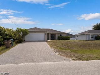 2207 NW 21st AVE, Cape Coral, FL 33993
