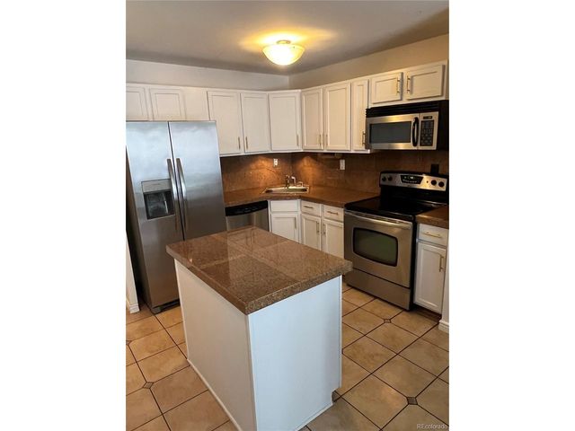 1121 Albion St 607, Denver, CO 80220