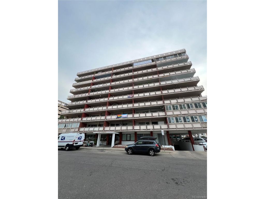 1121 Albion St 607, Denver, CO 80220
