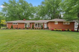 660 Parkside Boulevard, South Euclid, OH 44143