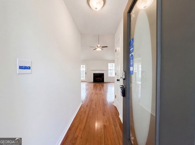 5939 Farmbrook Lane, Rex, GA 30273