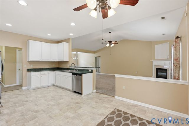 14719 Clover Ridge Ln, Chesterfield, VA 23832