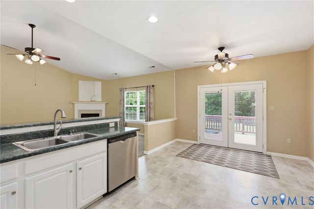 14719 Clover Ridge Ln, Chesterfield, VA 23832