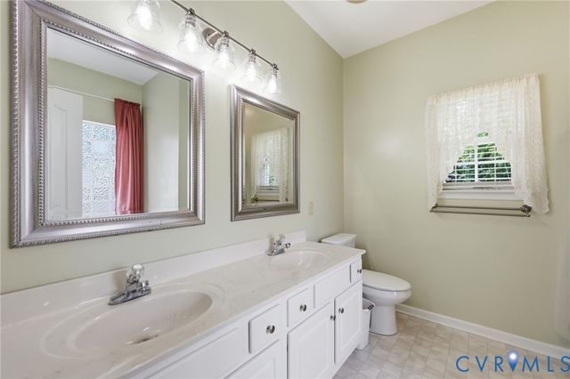 14719 Clover Ridge Ln, Chesterfield, VA 23832