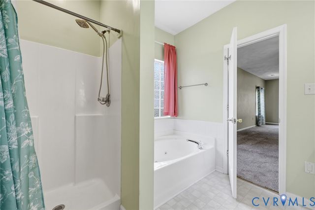 14719 Clover Ridge Ln, Chesterfield, VA 23832