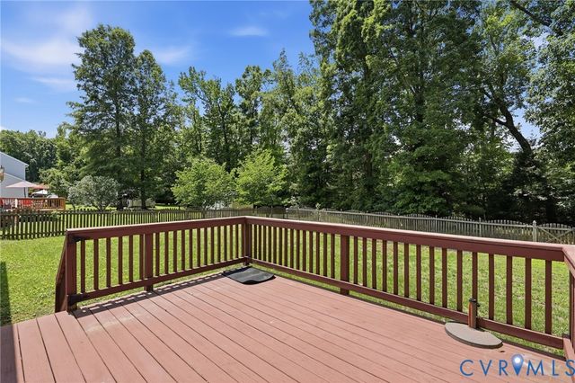14719 Clover Ridge Ln, Chesterfield, VA 23832