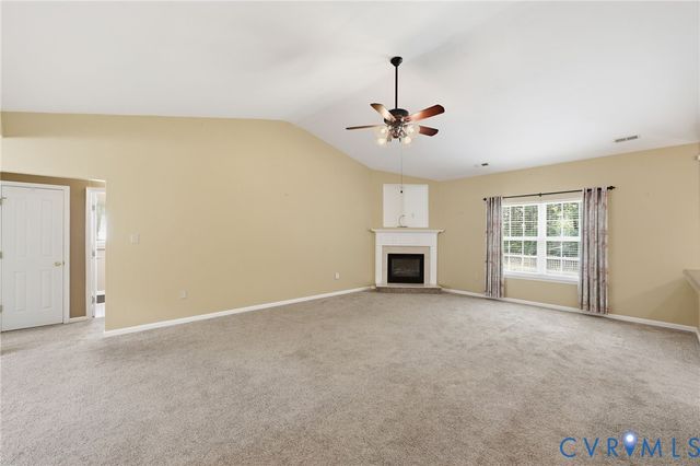 14719 Clover Ridge Ln, Chesterfield, VA 23832