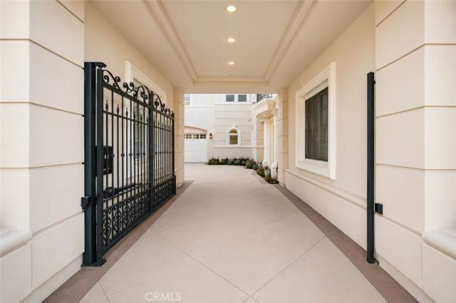 3815 Marfield, Tarzana, CA 91356