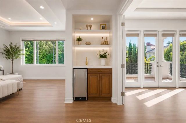 3815 Marfield, Tarzana, CA 91356