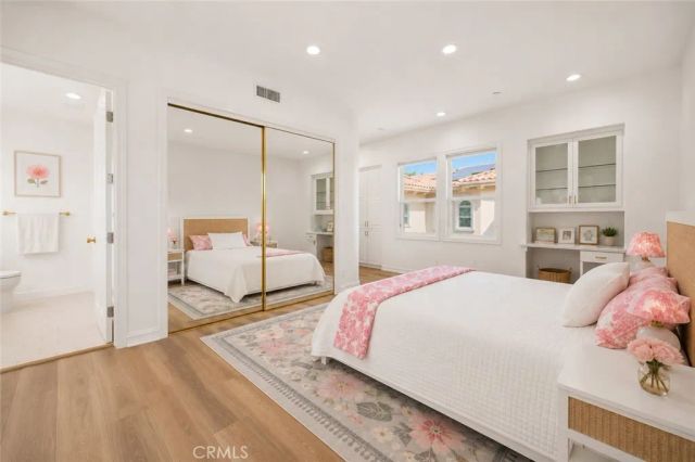 3815 Marfield, Tarzana, CA 91356