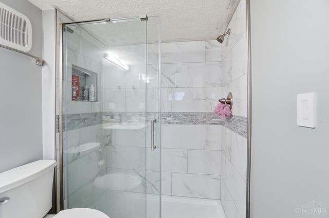 6335 Kaitlyn Court, Cincinnati, OH 45248