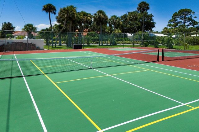 747 SORRENTO INLET 747, Nokomis, FL 34275