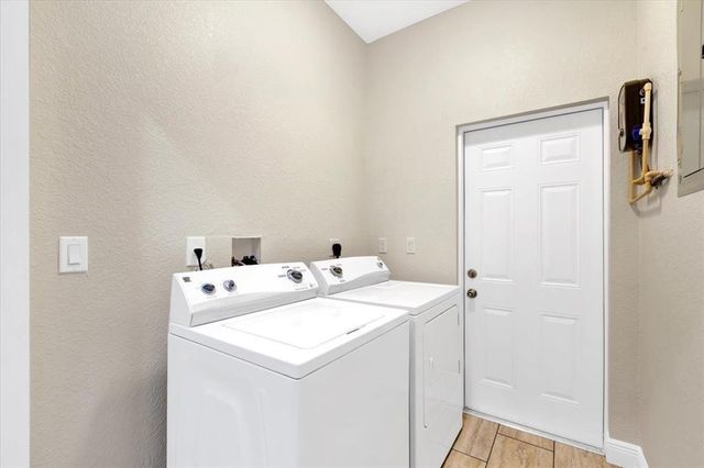 306 N 18th Court 2, Fort Pierce, FL 34950