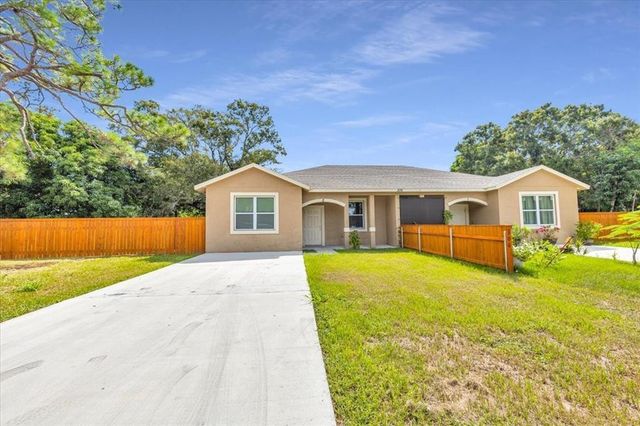 306 N 18th Court 2, Fort Pierce, FL 34950