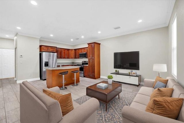 306 N 18th Court 2, Fort Pierce, FL 34950