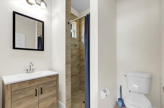 306 N 18th Court 2, Fort Pierce, FL 34950