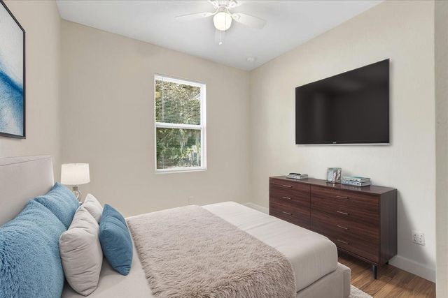 306 N 18th Court 2, Fort Pierce, FL 34950