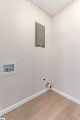 210 N Randolph Avenue, Landrum, SC 29356