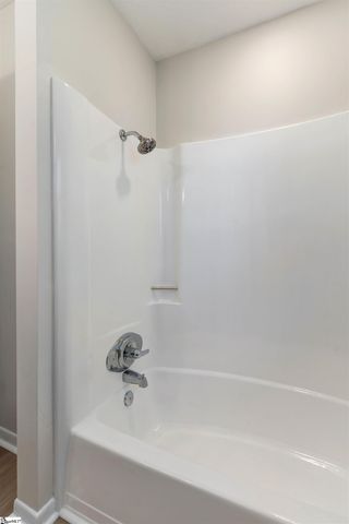 210 N Randolph Avenue, Landrum, SC 29356