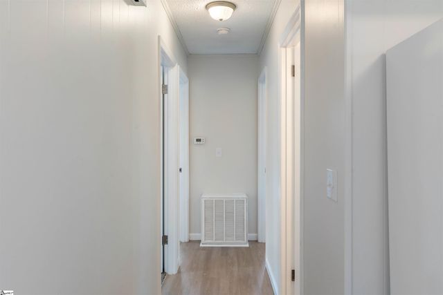 210 N Randolph Avenue, Landrum, SC 29356