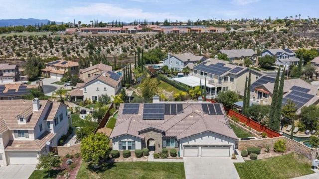33982 Baystone Street, Temecula, CA 92592