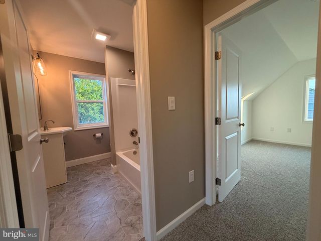 839 HARTMAN AVE, Temple, PA 19560